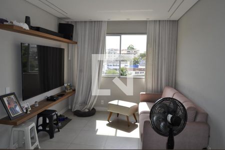 Sala de apartamento à venda com 2 quartos, 70m² em Del Castilho, Rio de Janeiro