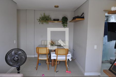 Sala de apartamento à venda com 2 quartos, 70m² em Del Castilho, Rio de Janeiro