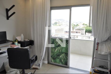 Quarto de apartamento à venda com 2 quartos, 70m² em Del Castilho, Rio de Janeiro
