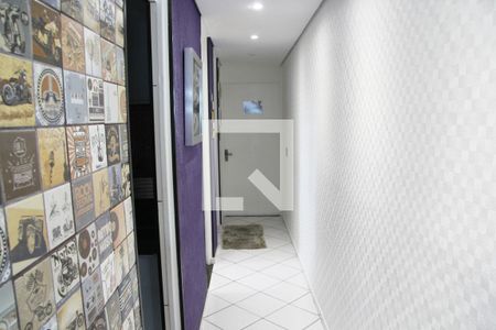 Corredor  de apartamento à venda com 2 quartos, 62m² em Ponte Grande, Guarulhos