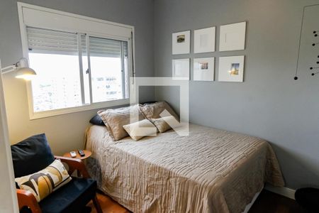 Suíte 1 de apartamento para alugar com 2 quartos, 104m² em Parque Reboucas, São Paulo