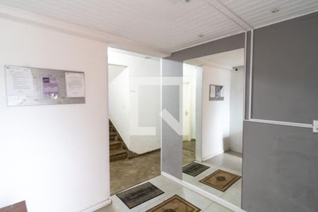 Hall de Entrada de apartamento para alugar com 1 quarto, 42m² em Vila Joao Pessoa, Porto Alegre