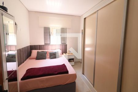 Suíte de casa à venda com 2 quartos, 125m² em Vila Osasco, Osasco