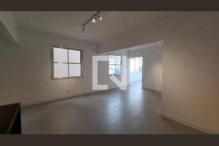 Foto 01 de apartamento à venda com 3 quartos, 129m² em Leme, Rio de Janeiro