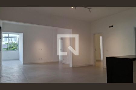 Foto 01 de apartamento à venda com 3 quartos, 129m² em Leme, Rio de Janeiro