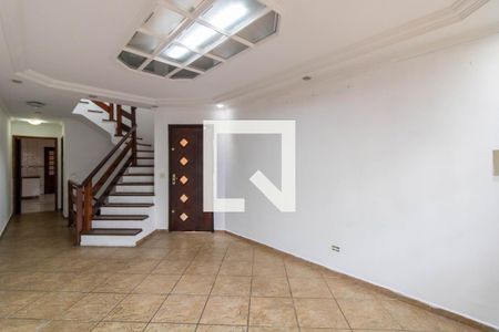Casa para alugar com 3 quartos, 162m² em Vila Tijuco, Guarulhos