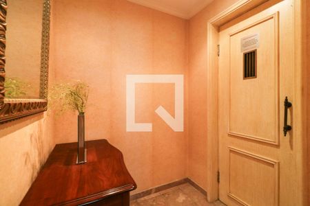 Hall de apartamento à venda com 3 quartos, 250m² em Jardim Paulista, São Paulo