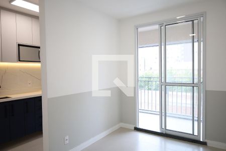 Sala de apartamento para alugar com 2 quartos, 45m² em Jardim Santo Antoninho, São Paulo