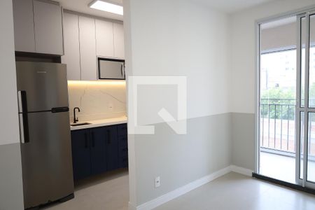 Sala de apartamento para alugar com 2 quartos, 45m² em Jardim Santo Antoninho, São Paulo