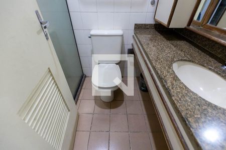 Banheiro de kitnet/studio para alugar com 1 quarto, 35m² em Campos Elíseos, São Paulo