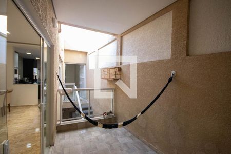 Varanda  de casa à venda com 5 quartos, 250m² em Jardim Vista Alegre, São Paulo