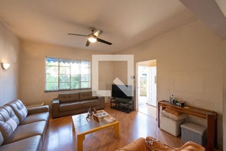 Sala de casa à venda com 3 quartos, 230m² em Planalto Paulista, São Paulo