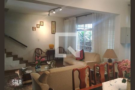 Casa à venda com 4 quartos, 243m² em Vila Guarani, São Paulo