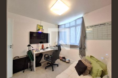 Quarto de apartamento à venda com 2 quartos, 93m² em Humaitá, Rio de Janeiro