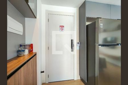 Entrada de kitnet/studio à venda com 1 quarto, 32m² em Santo Cristo, Rio de Janeiro