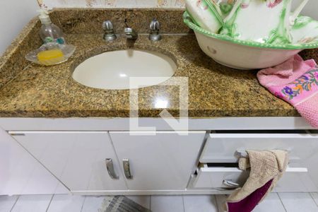 Banheiro de apartamento para alugar com 1 quarto, 60m² em Vila Buarque, São Paulo