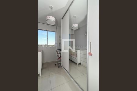 Quarto 2 de apartamento à venda com 2 quartos, 50m² em Jardim Itu, Porto Alegre