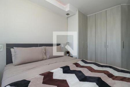Quarto 1 de apartamento à venda com 2 quartos, 50m² em Jardim Itu, Porto Alegre