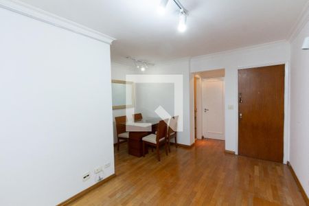 Sala de apartamento à venda com 3 quartos, 76m² em Indianópolis, São Paulo