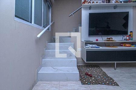 Escada de casa à venda com 3 quartos, 230m² em Jardim Climax, São Paulo