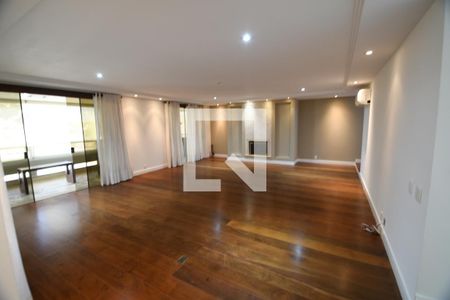 Sala 1 de apartamento à venda com 4 quartos, 450m² em Cambuí, Campinas