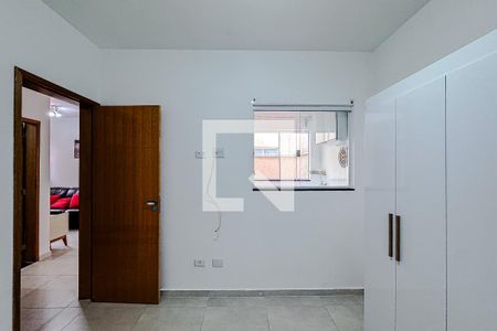 Quarto 1 de apartamento para alugar com 2 quartos, 42m² em Parque Sevilha, São Paulo