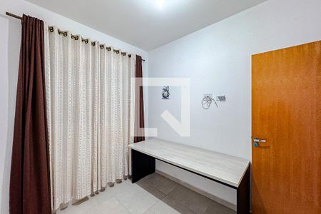 Quarto 2 de apartamento para alugar com 2 quartos, 42m² em Parque Sevilha, São Paulo