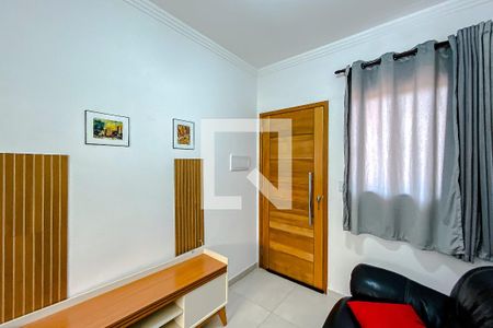 Sala de apartamento para alugar com 2 quartos, 42m² em Parque Sevilha, São Paulo