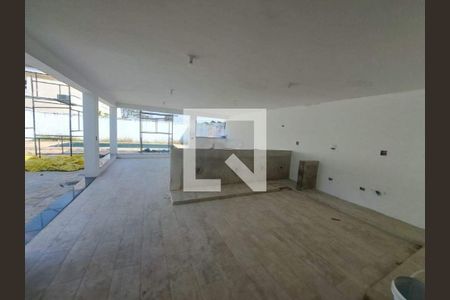 Casa à venda com 4 quartos, 470m² em Parque Terra Nova II, São Bernardo do Campo