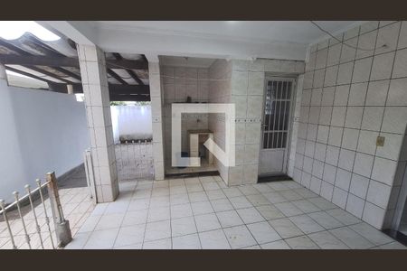 Área de Serviço de casa para alugar com 5 quartos, 300m² em Parque Suzano, Suzano