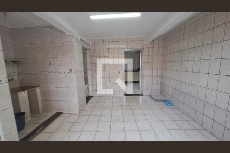 Área de Serviço de casa para alugar com 5 quartos, 300m² em Parque Suzano, Suzano