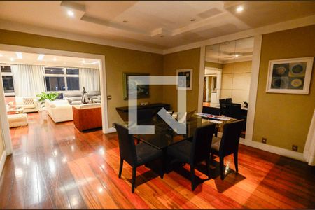 Sala de apartamento à venda com 5 quartos, 226m² em Tijuca, Rio de Janeiro