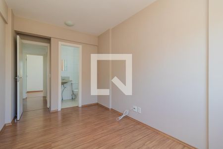 Quarto 1 de apartamento à venda com 3 quartos, 67m² em Santo Antônio, Porto Alegre
