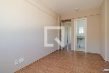 Quarto 1 de apartamento à venda com 3 quartos, 67m² em Santo Antônio, Porto Alegre