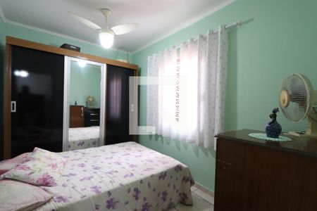 Quarto 2 de casa à venda com 3 quartos, 150m² em Vila Industrial, São Paulo