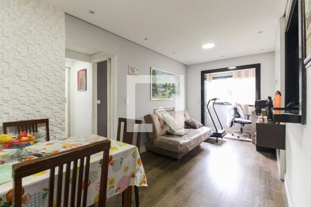 Sala de apartamento para alugar com 2 quartos, 56m² em Itaquera, São Paulo