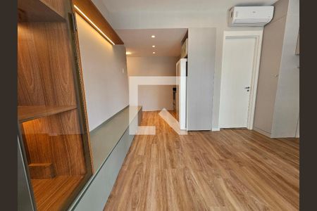 Sala/Quarto de kitnet/studio à venda com 1 quarto, 30m² em Cidade Monções, São Paulo
