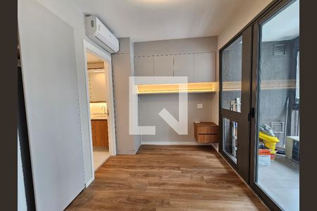 Sala/Quarto de kitnet/studio à venda com 1 quarto, 30m² em Cidade Monções, São Paulo