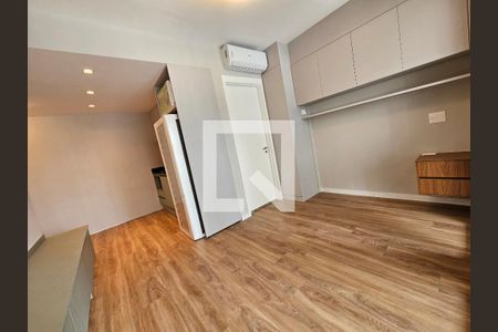 Sala/Quarto de kitnet/studio à venda com 1 quarto, 30m² em Cidade Monções, São Paulo