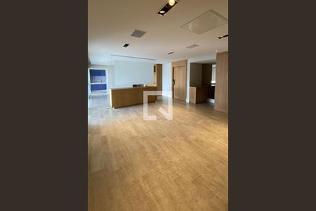 Apartamento à venda com 3 quartos, 258m² em Vila Cordeiro, São Paulo