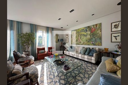 Casa à venda com 4 quartos, 420m² em Cidade Jardim, São Paulo