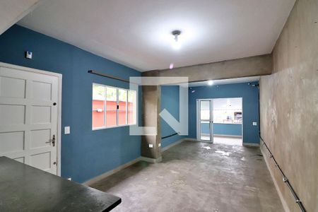 Sala de casa à venda com 2 quartos, 125m² em Vila Alvinopolis, São Bernardo do Campo