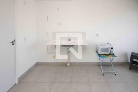 Cozinha e Área de Serviço de apartamento para alugar com 2 quartos, 34m² em Vila Graciosa, São Paulo