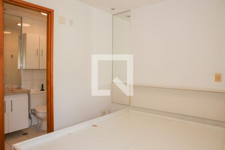 Suíte de apartamento à venda com 3 quartos, 90m² em Pompeia, São Paulo