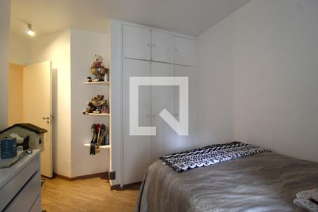 Quarto 2 de apartamento para alugar com 3 quartos, 117m² em Moema, São Paulo