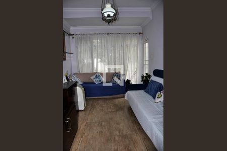 Sala de casa à venda com 5 quartos, 250m² em Vila Fiat Lux, São Paulo