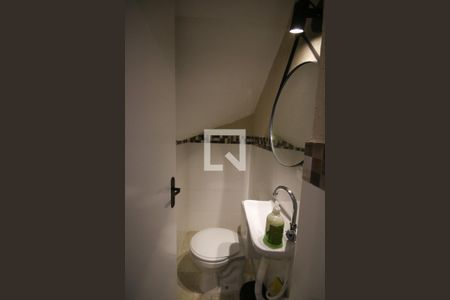 Lavabo de casa de condomínio para alugar com 2 quartos, 80m² em Sítio do Campo, Praia Grande