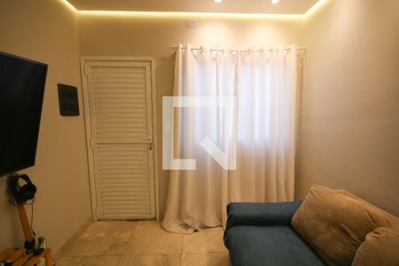 Sala de casa de condomínio para alugar com 2 quartos, 80m² em Sítio do Campo, Praia Grande