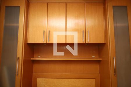 Quarto 2 de apartamento à venda com 2 quartos, 57m² em Conjunto Residencial José Bonifácio, São Paulo
