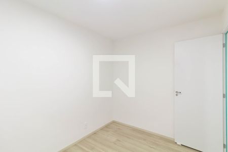 Quarto 1 de apartamento para alugar com 2 quartos, 40m² em Jardim Helian, São Paulo